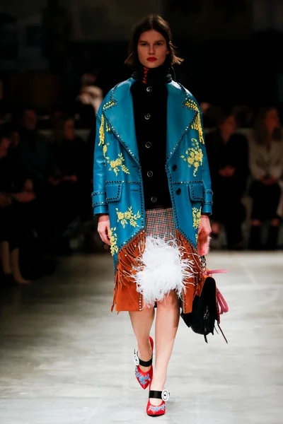 Look 36